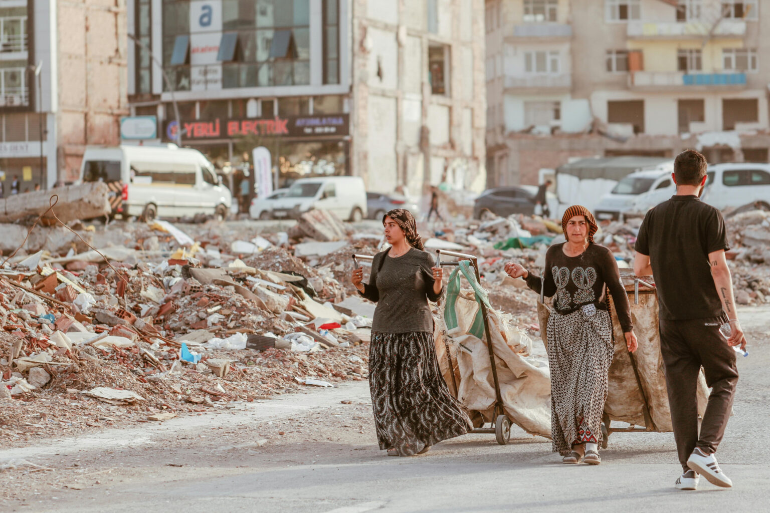 Panic Injuries Surpass Earthquake Damage in Greece-Turkey Tremor: What Travellers Need to Know People in the destroyed city in Turkey