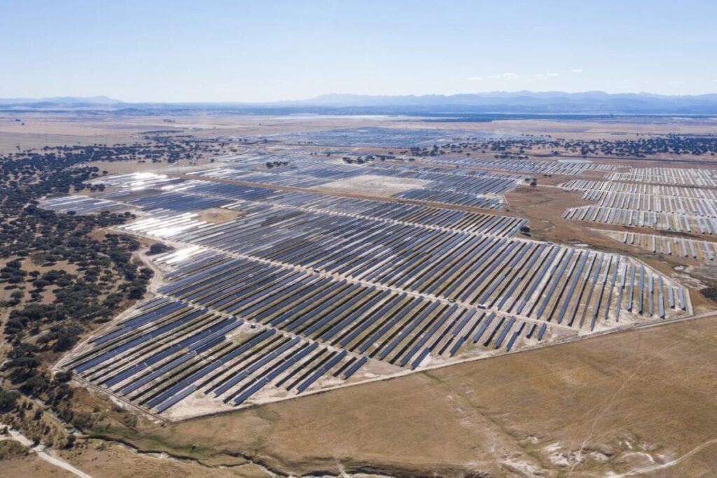 Statkraft will utilize the Chociwel and Wągrowiec solar farms – located approximately 600 km northwest and 300 km west of Warsaw, respectively. Image: Statkraft.