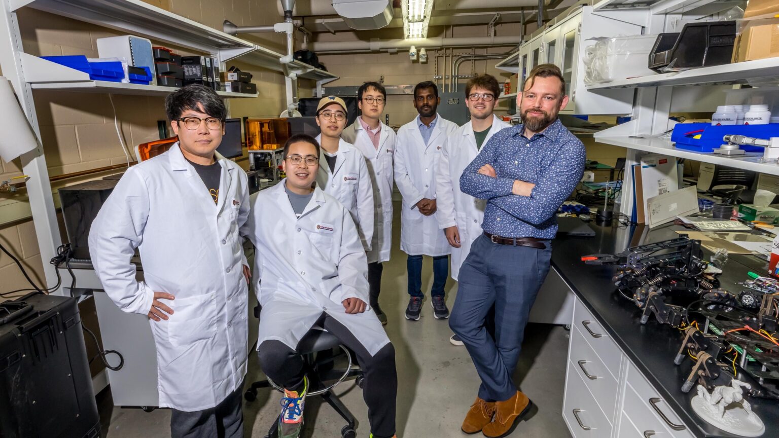 US researchers say their discovery could give robots human-like circulatory systems that act as their power source—injecting gas into a silicone oil-water emulsion boosts oxygen storage sixfold, mimicking hemoglobin.