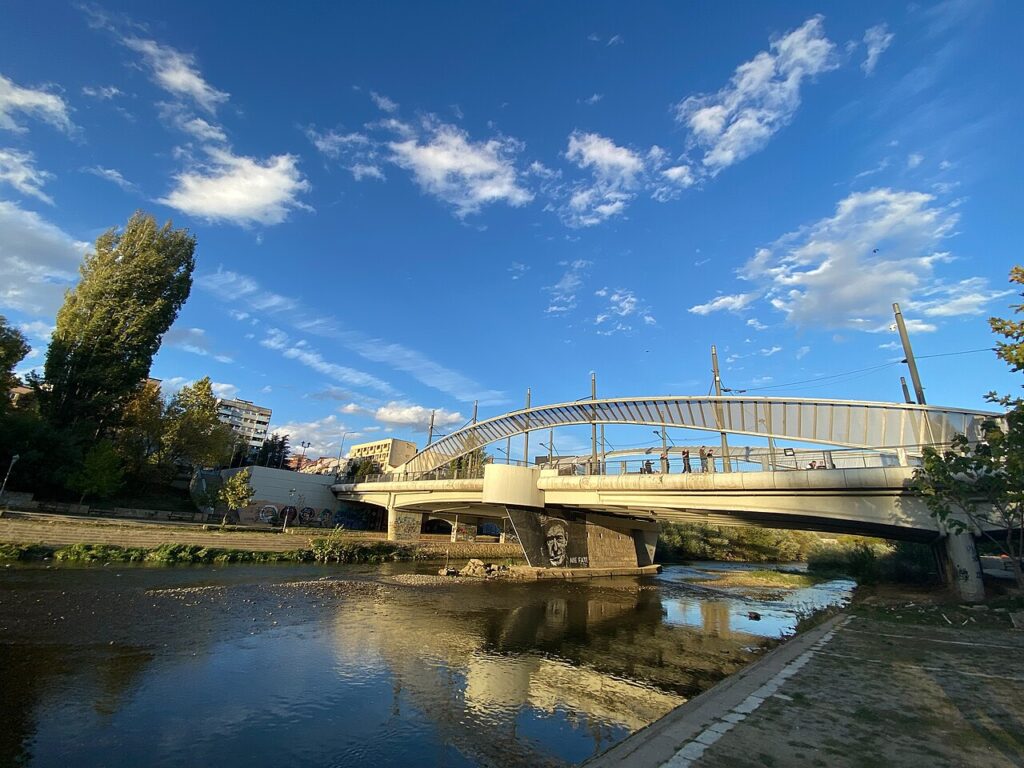 EU: Kosovo to refrain from any uncoordinated decisions on the future of the Ibar and the construction of 2 other bridges