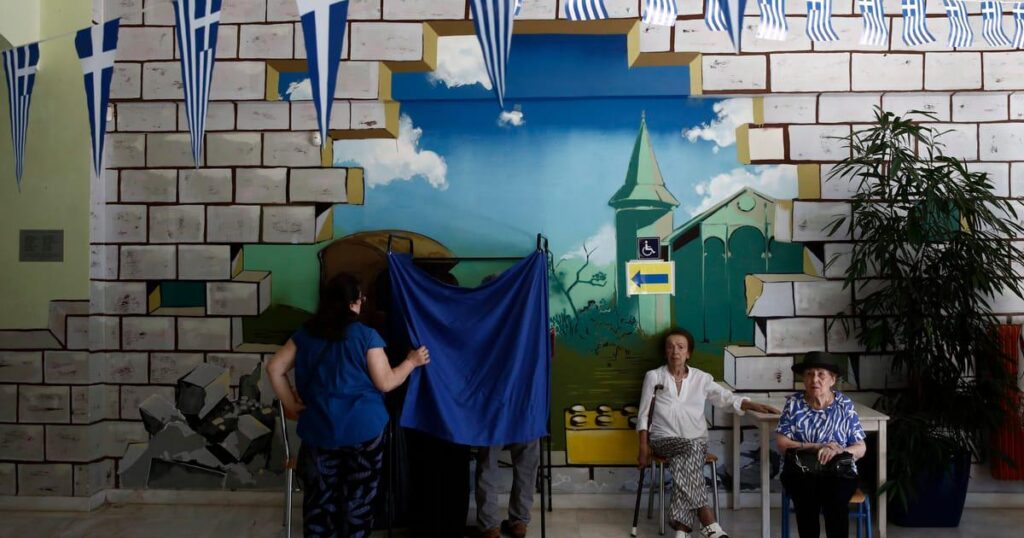 Greeks feel they have no one to vote for