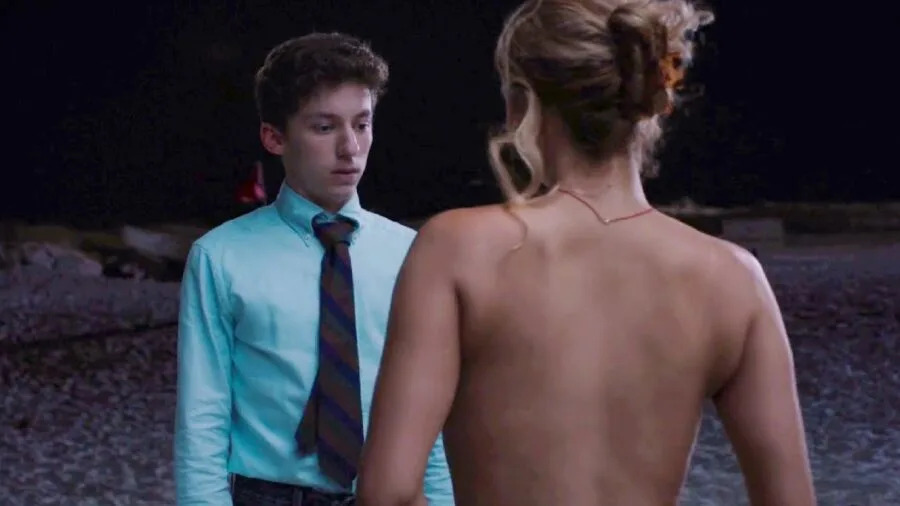 Jennifer Lawrence's nude scene in No Hard Feelings (2023)
