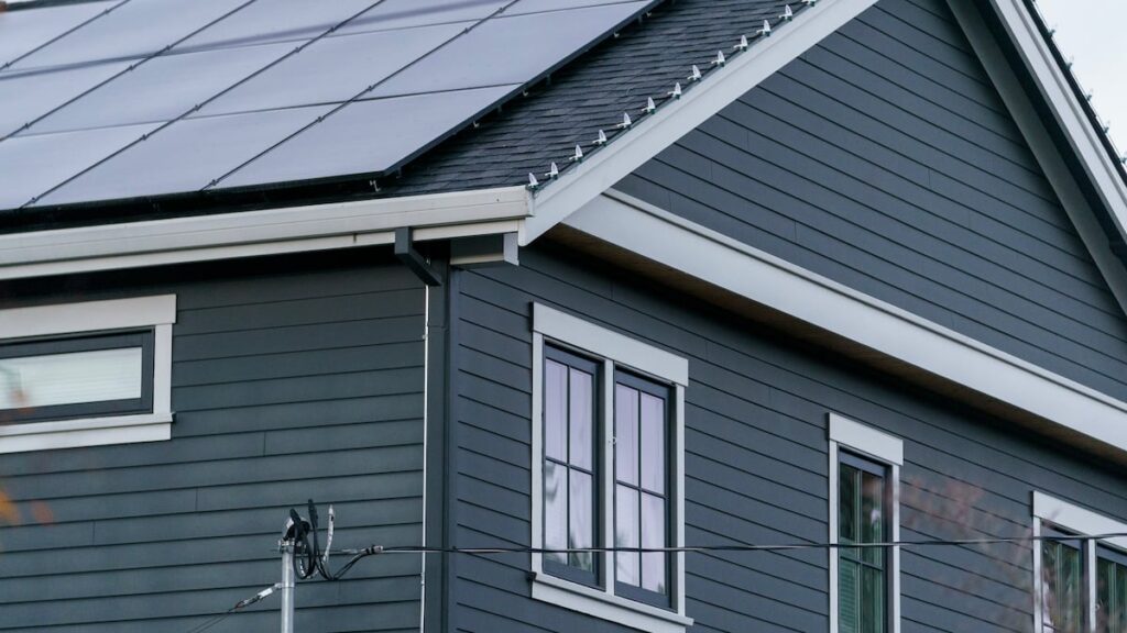 As Oregon launches one-stop guide to energy rebates, financial support for some rebates is in peril