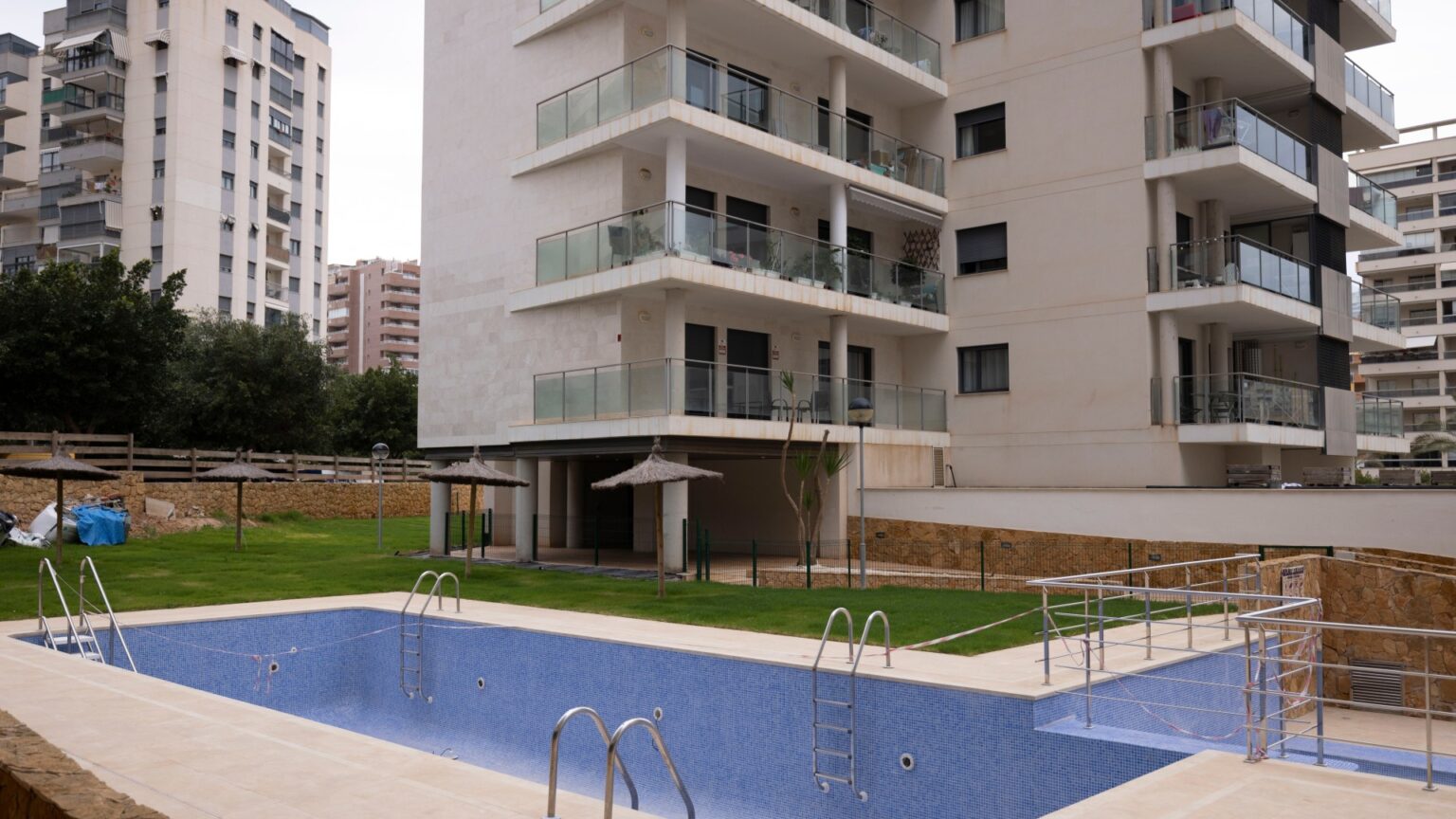 Top Ukrainian ex-official found DEAD in pool at same Spain complex as assassinated Putin defector pilot who fled Russia Top Ukrainian ex-official found DEAD in pool at same Spain complex as assassinated Putin defector pilot who fled Russia