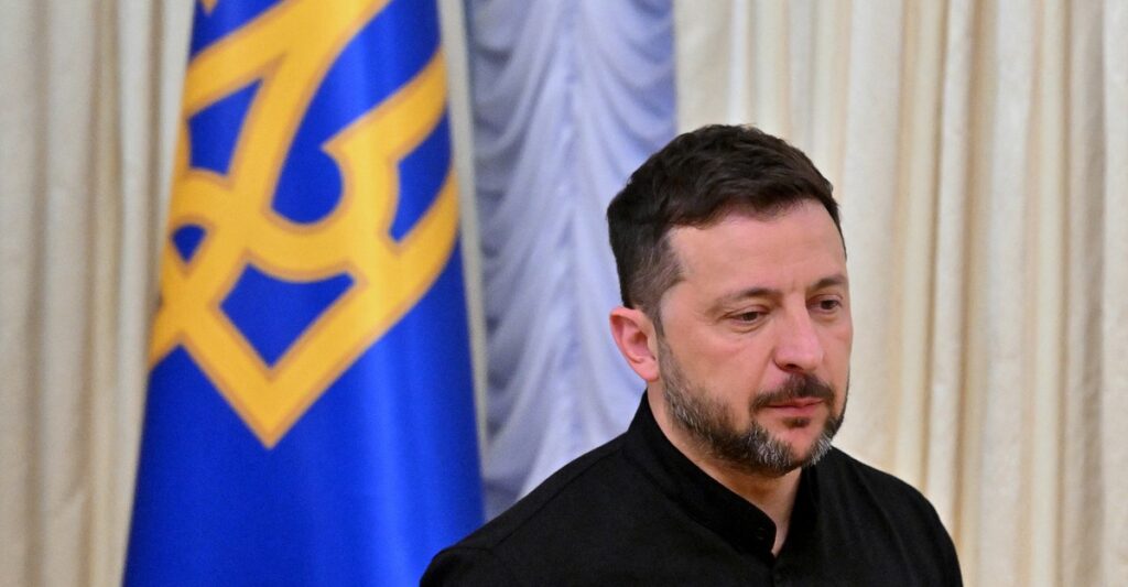 Trump Is Stringing Ukraine Along