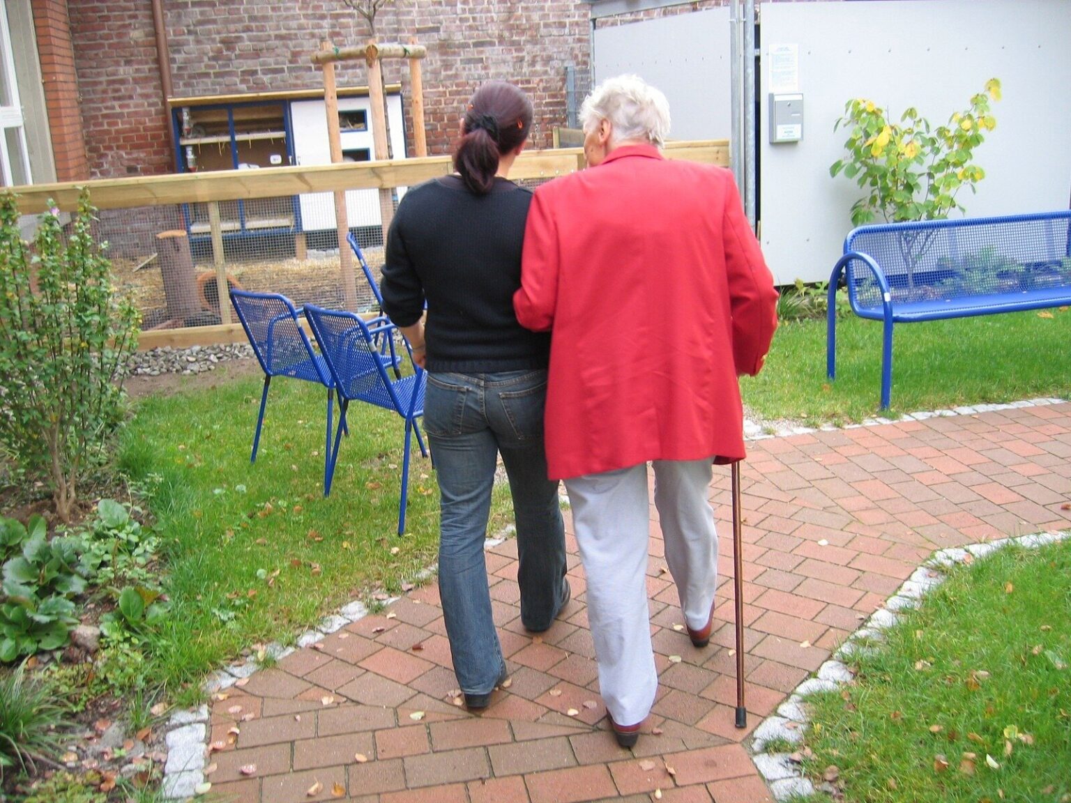 Health interventions key to preventing loneliness for retirement village residents, new research finds