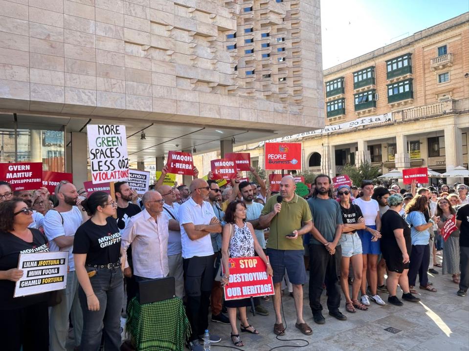 ‘Withdraw planning reform bills now, or you will find fierce resistance,’ NGOs tell government