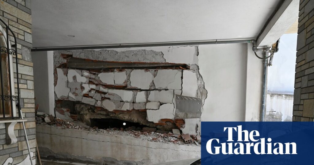 Two wounded in Greece after explosion at home of prison guard official | Greece Two wounded in Greece after explosion at home of prison guard official | Greece
