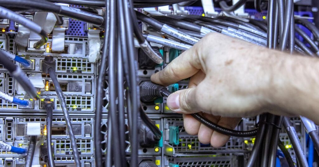 Wake Tech program molds cybersecurity experts of the future, helps inform business owners :: WRAL.com