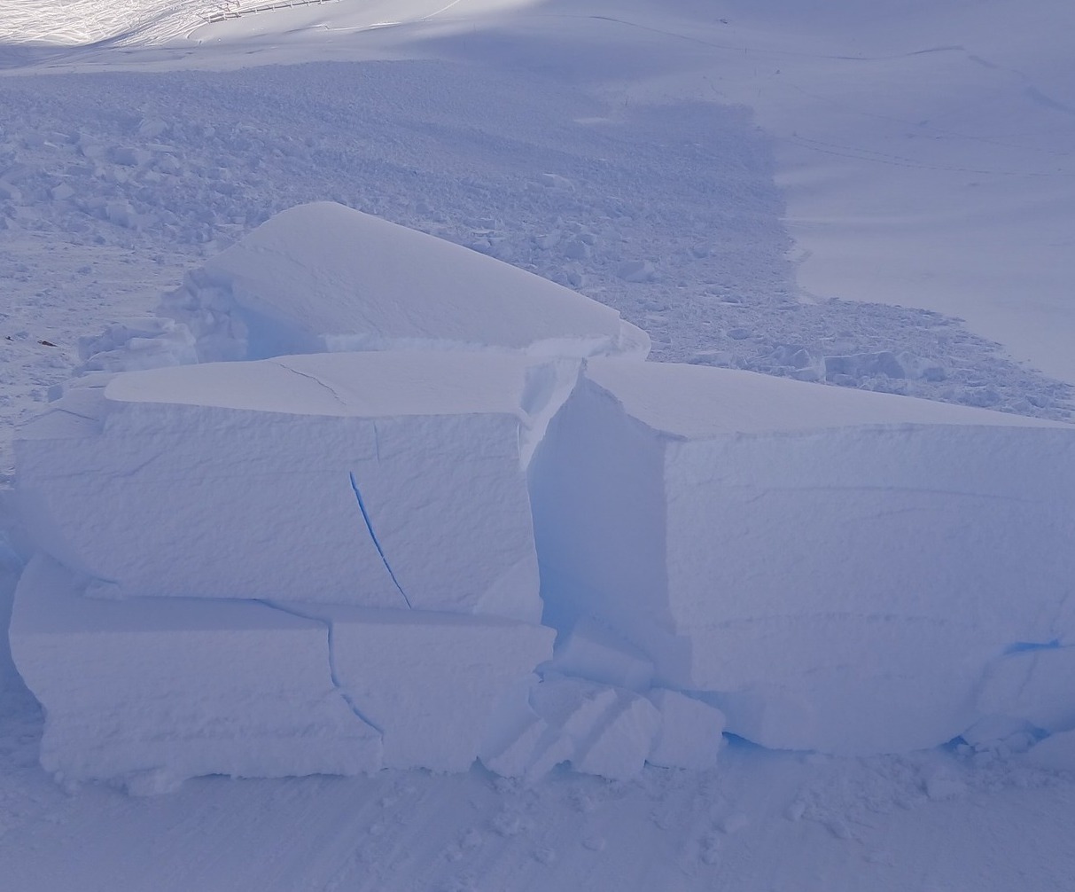 Avalanche Activity at Ōhau Region on July 15. | Photo: Ōhau Snow Fields
