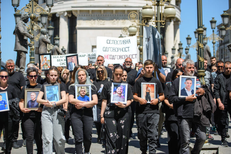 Families of victims of Kočani fire at the protest named “March for the Angels” in Skopje on April 29, 2025. The banner reads “Selective responsibility equals irresponsibility.” Photo by Vančo Džambaski, CC BY-NC.