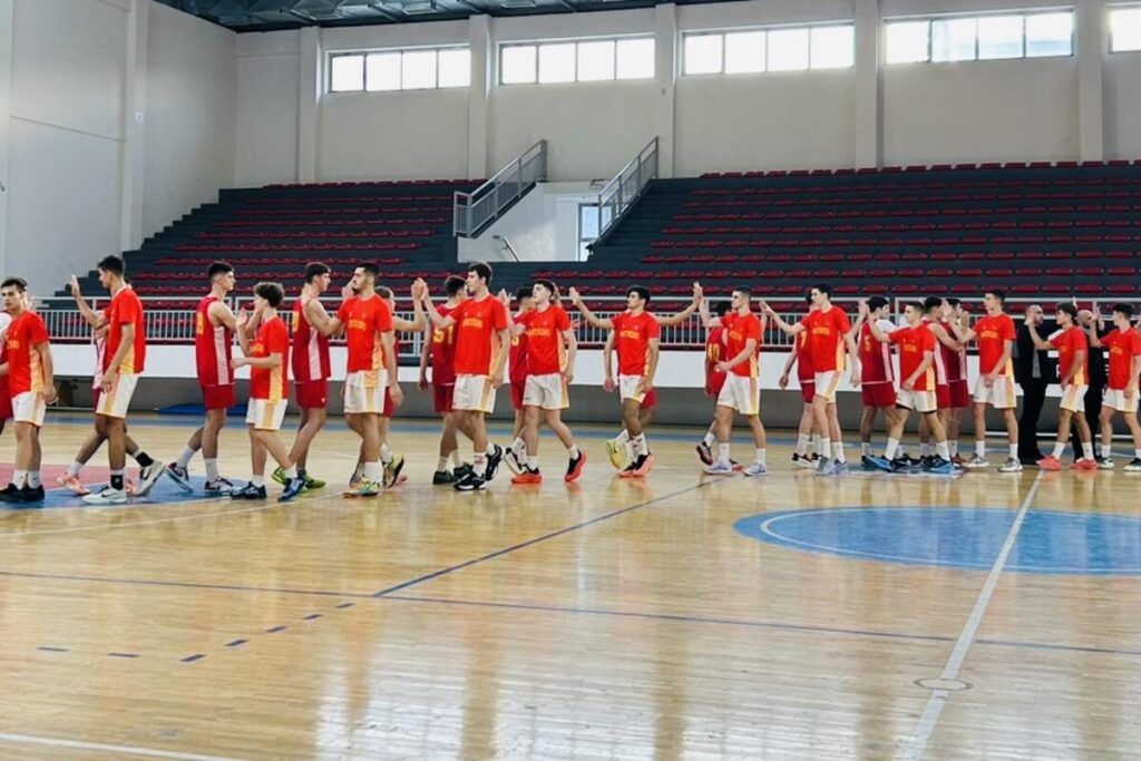 Juniors defeated North Macedonia