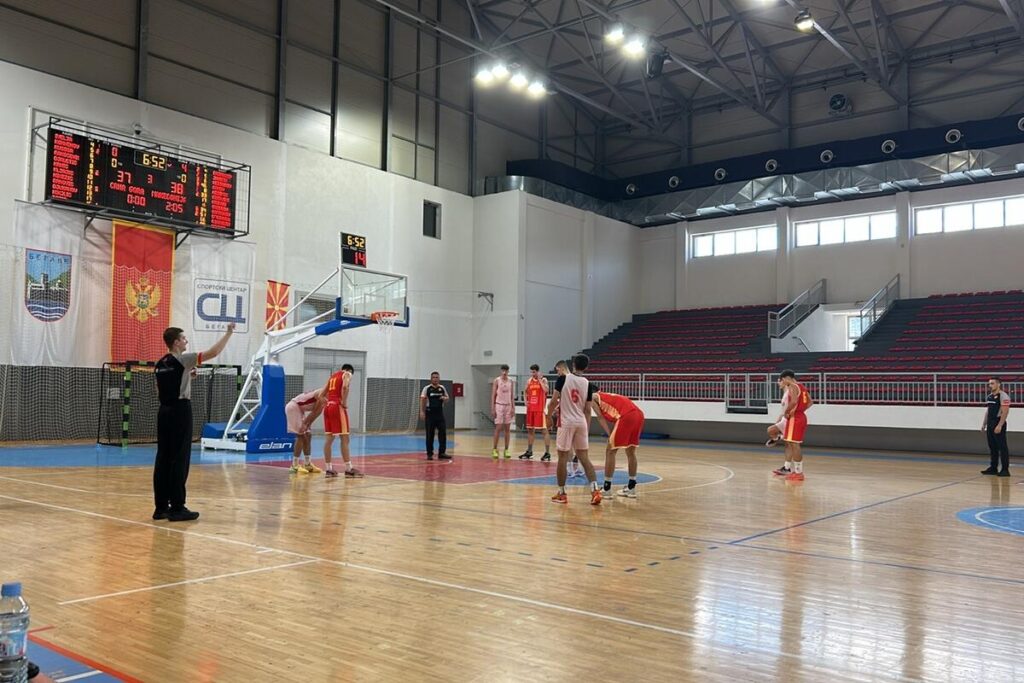 Juniors defeated by North Macedonia