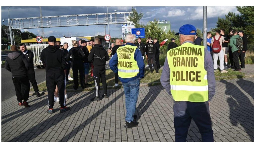 What do you think about the current situation at the Polish-German border? Should i be scared? What do you think about the current situation at the Polish-German border? Should i be scared?