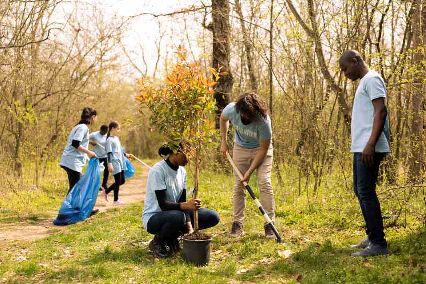 Greece’s Voluntourism Movement: Why Giving Back Is The Ultimate Luxury Experience Greece’s Voluntourism Movement: Why Giving Back Is The Ultimate Luxury Experience