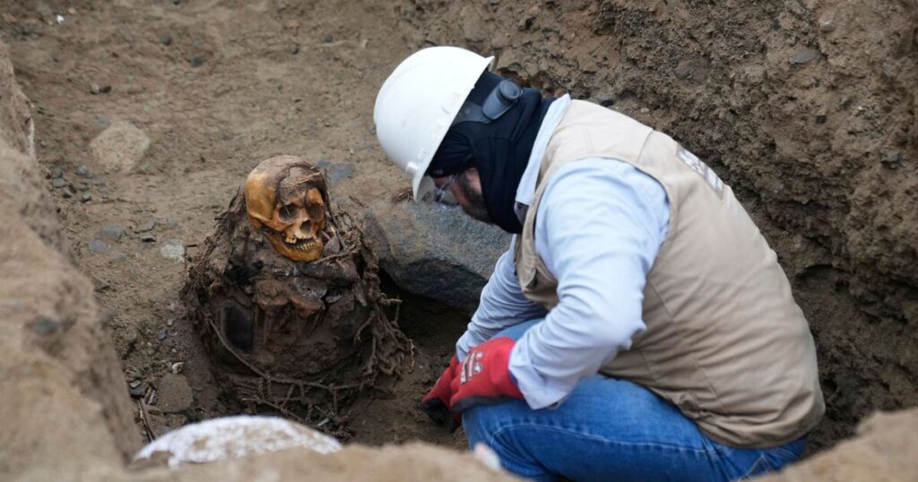 Gas workers stumble upon 1,000-year-old mummy – but they’re not in Egypt | World | News Gas workers stumble upon 1,000-year-old mummy - but they're not in Egypt | World | News