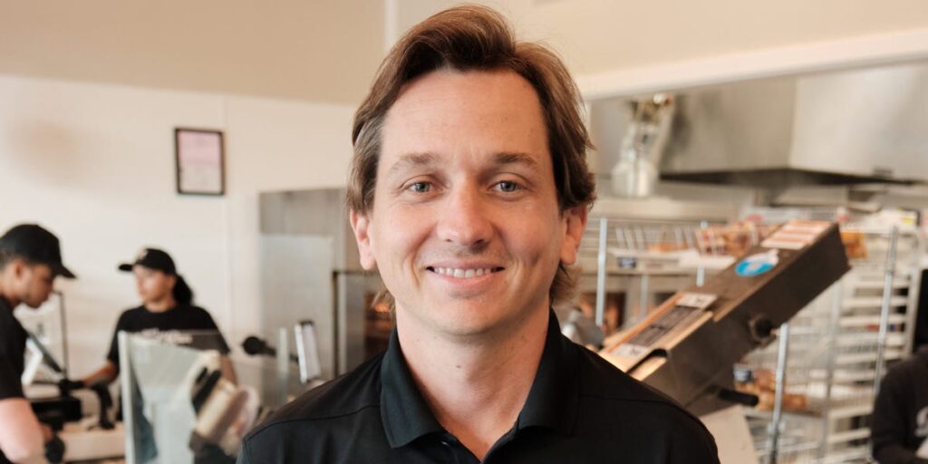 UBreakiFix Cofounder Became Bagel Shop President, Scaling Using Tech