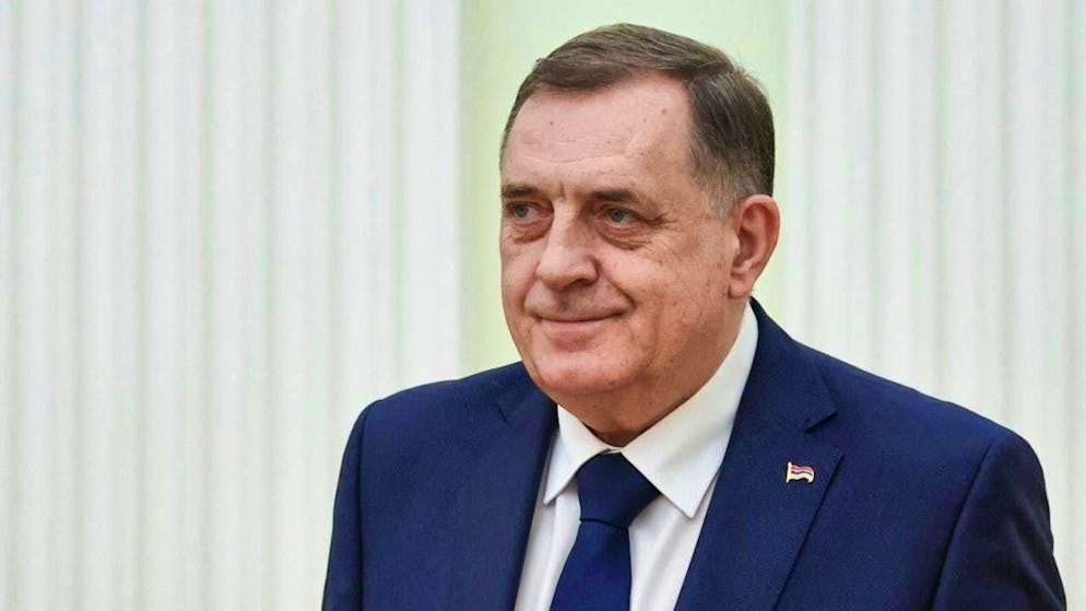 The Bosnian State Court had issued the international arrest warrant for Bosnian Serb separatist leader Milorad Dodik in mid-March. (archive picture)