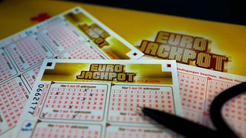 Lottery error in Norway leads some to think they won 'large' prizes