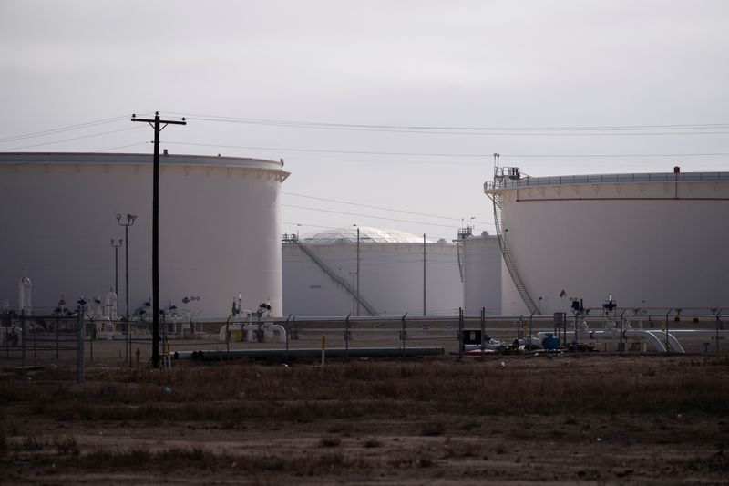 Oil prices edge down on expected minimal sanctions impact