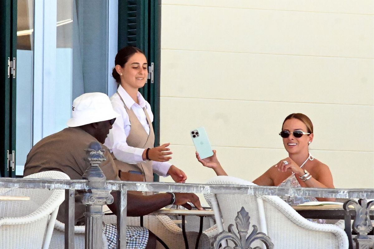 From fancy lunches to superyachts, they know how to have a good time