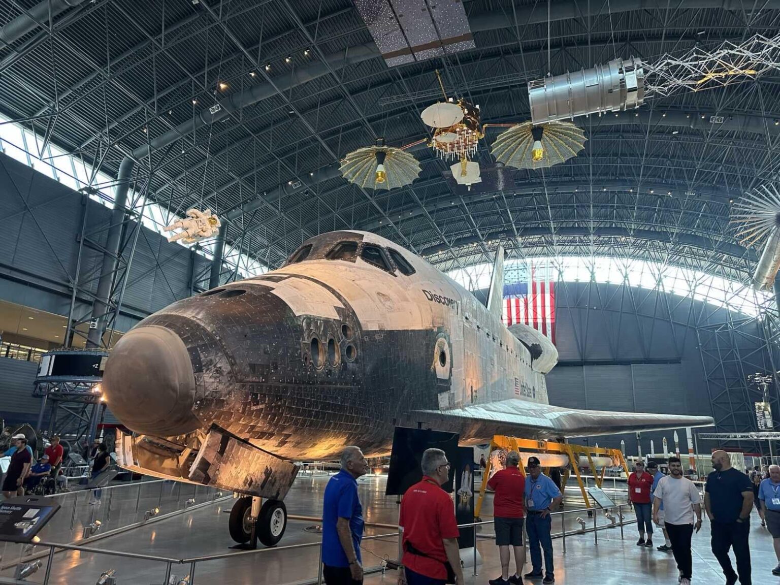 Smithsonian committed to keeping space shuttle in Chantilly despite relocation proposal