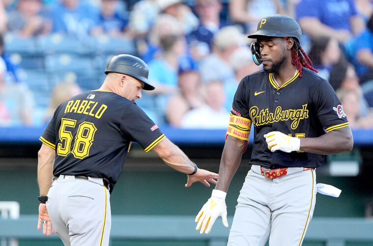 Pirates drop fifth straight game in loss to Royals | News, Sports, Jobs