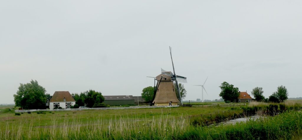 BoatBike Neth L 052425 2167ea c Karen Rubin