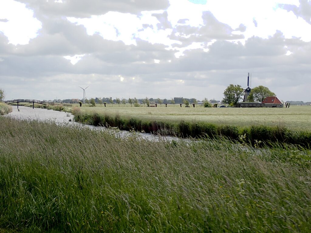 BoatBike Neth O 052325 082e2 c Karen Rubin