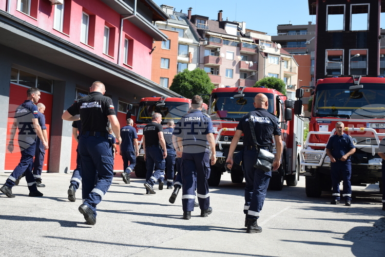 Kyustendil and Sofia Crews Rush to Assist North Macedonia in Battling Wildfire