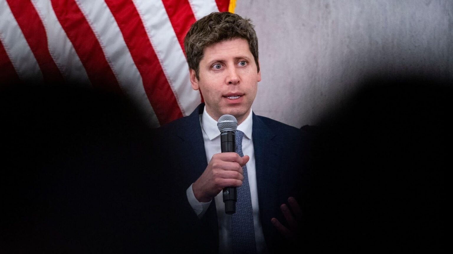 Big Tech lobbying surges as companies try to shape White House AI policy