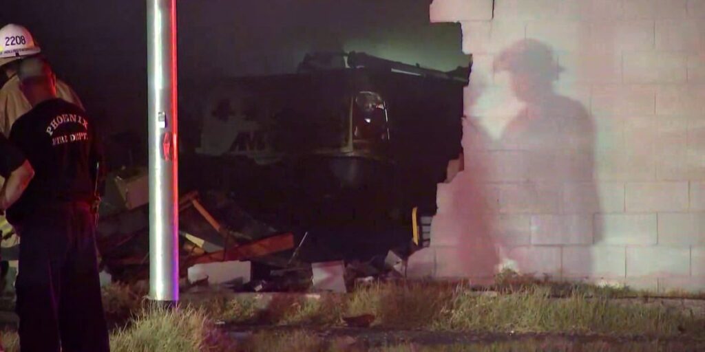 Police identify man killed in fiery crash at Phoenix business Police identify man killed in fiery crash at Phoenix business