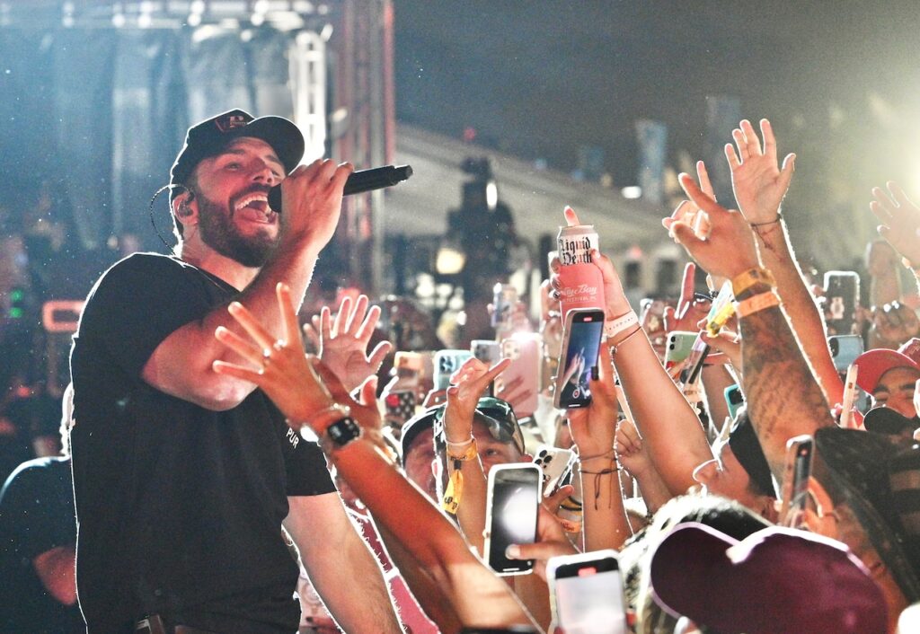 Country music’s best looking man? One site just ranked them