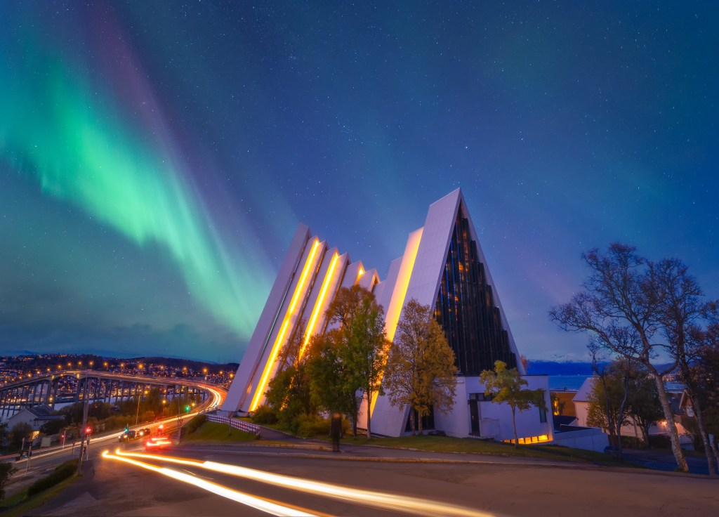 Where to Go in Norway to See the Northern Lights: 7 Towns