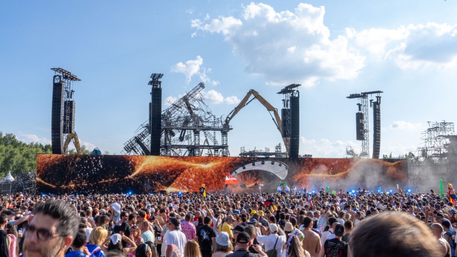 Belgium's Tomorrowland Saved by Metallica After Fire Destroys Stage