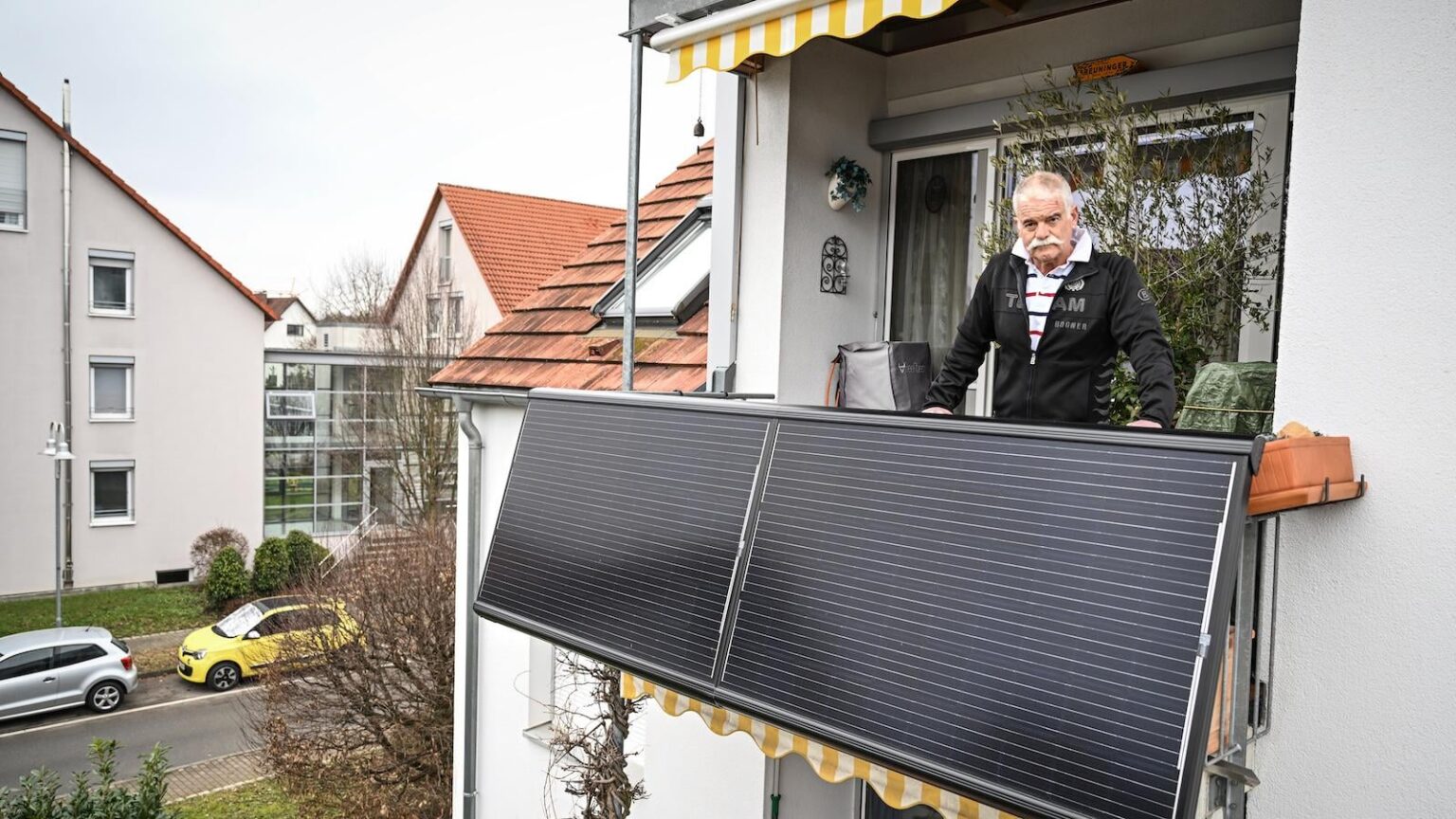 Utah becomes the first US state to allow consumers the freedom to install rooftop/balcony solar without the regulation that doubles its cost compared to Germany.