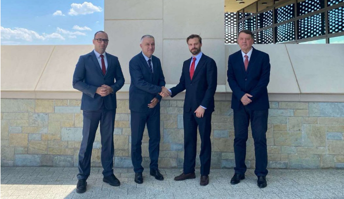 Lista Srpska meets with American diplomat, complains that Serbs in Kosovo are being violated