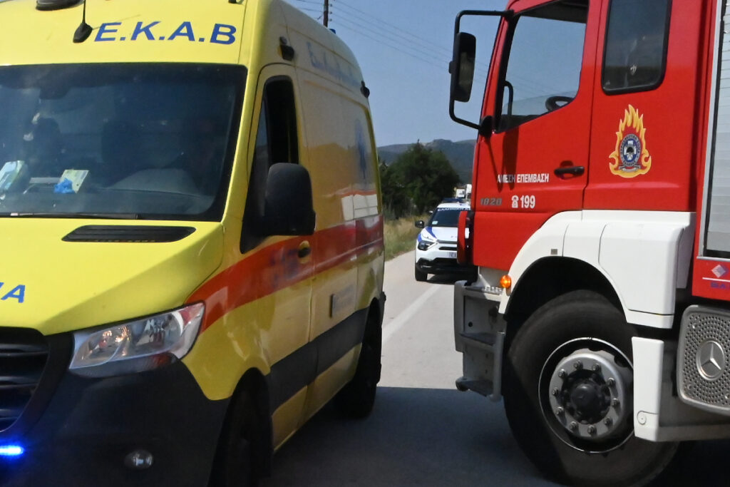 Truck Overturns on Northern Greece Highway Fatal Road Accident in South Athens Claims Life of 66-Year-Old Motorcyclist