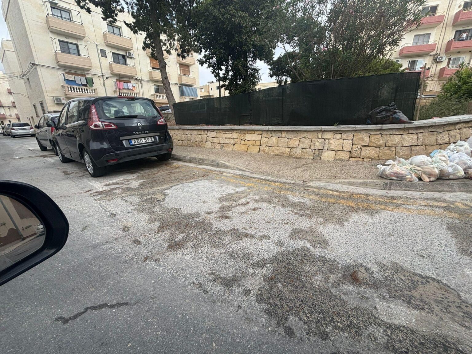 Can I park here?