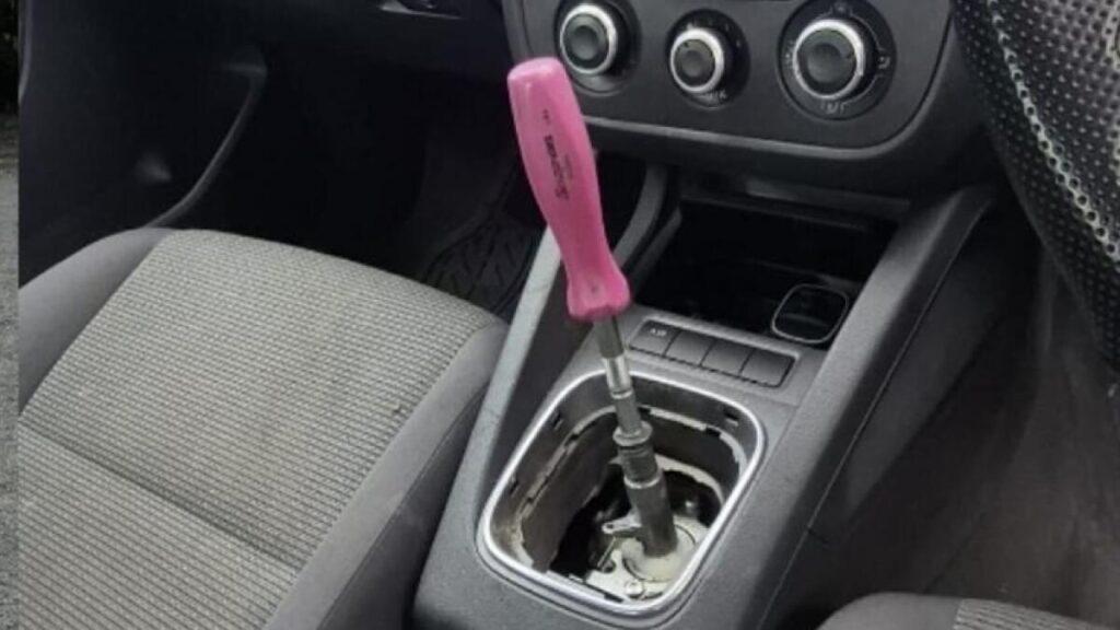 Car stopped by Gardai had ‘more DIY than B&Q’ | Westmeath Independent