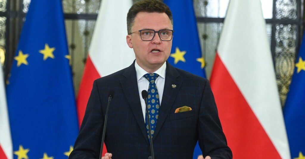 Szymon Hołownia spoke about the "coup d'état". "I was offered it"