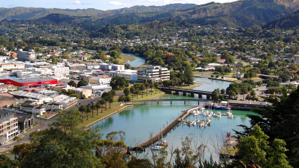 NZ Property Market Flat for 2.5 Years, Data Shows
