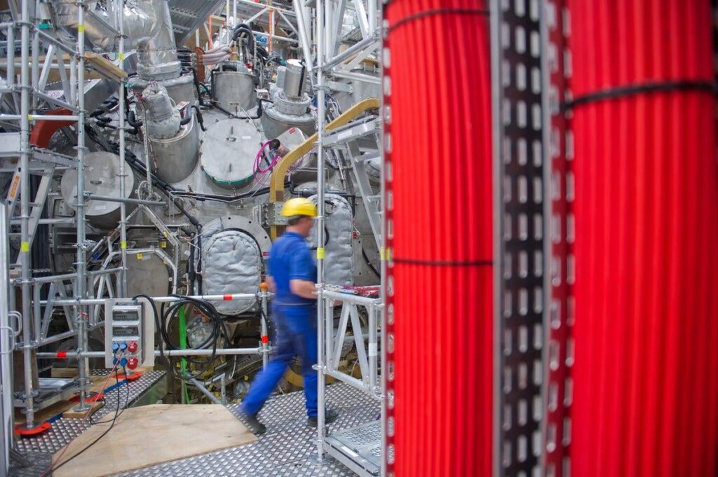 Record-Breaking Results Bring Fusion Power Closer to Reality - Breakthroughs from two rival experiments, Germany’s Wendelstein 7-X and the Joint European Torus, suggest the elusive dream of controlled nuclear fusion may be within reach