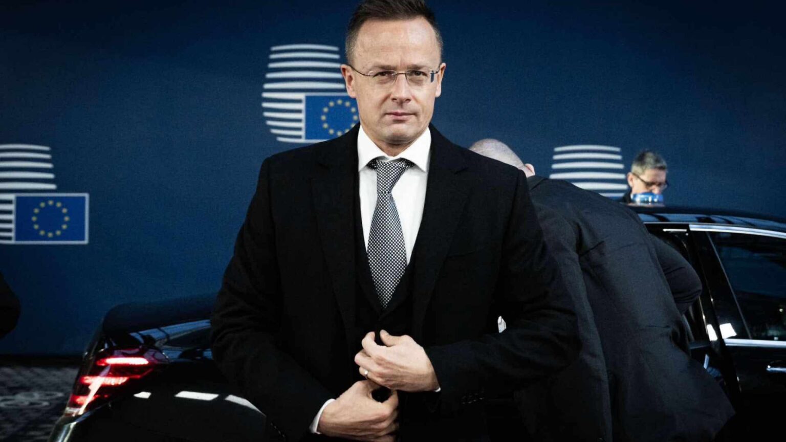 About Hungary - FM: EU supports Ukraine but fails to embrace countries like the Western Balkans