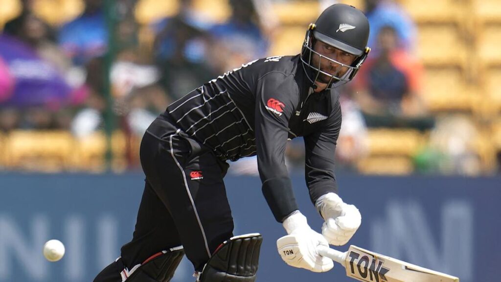 Conway rides luck to lead NZ to T20 win over Zimbabwe