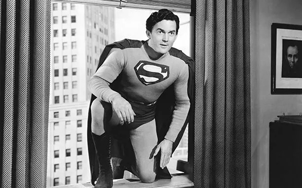 Courtesy Everett Collection Kirk Alyn as Superman in 'Superman'