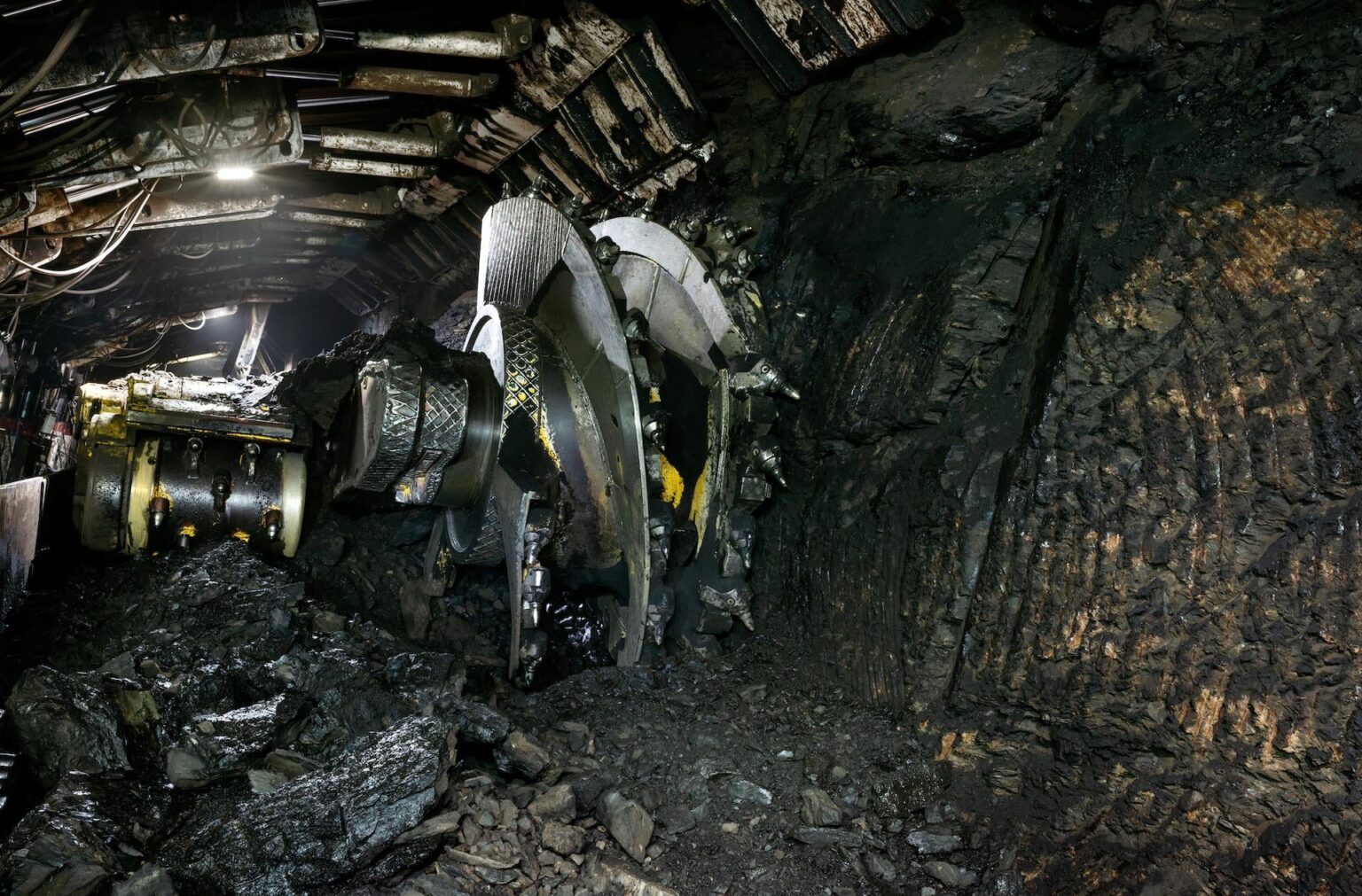 The Czechs close the last coal mine. "We will not pay extra"