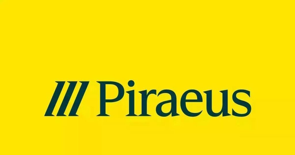 What does Piraeus Bank reply to Cashflex's ATM charges