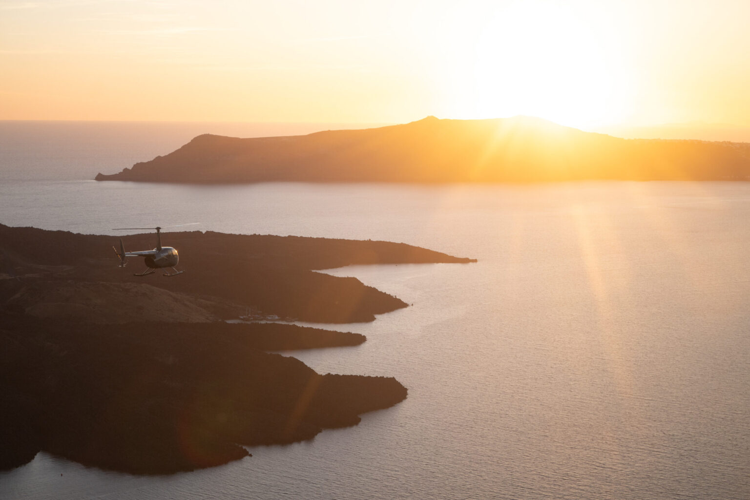 hoper reimagines summer travel in Greece