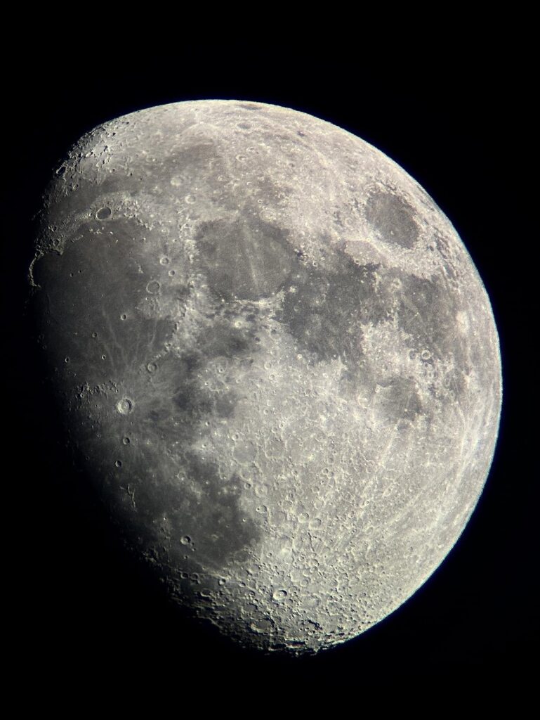 This Weeks Moon Photos [OC]
